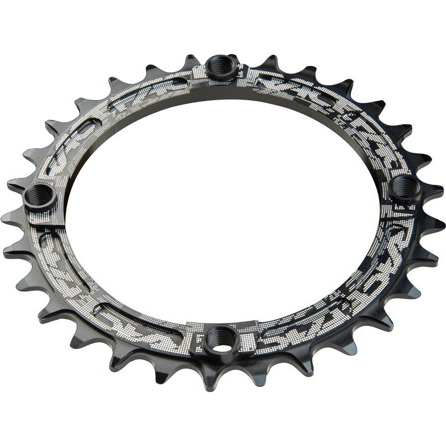 Race Face 30-tooth narrow-wide 104 BCD chainring in black, product photo on white background
