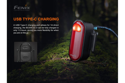 Fenix BC05R V2.0 USB Type-C charging: 1A direct charging fills the battery in 1.5 hours; tail light on moss with charging cable and USB-C port inset